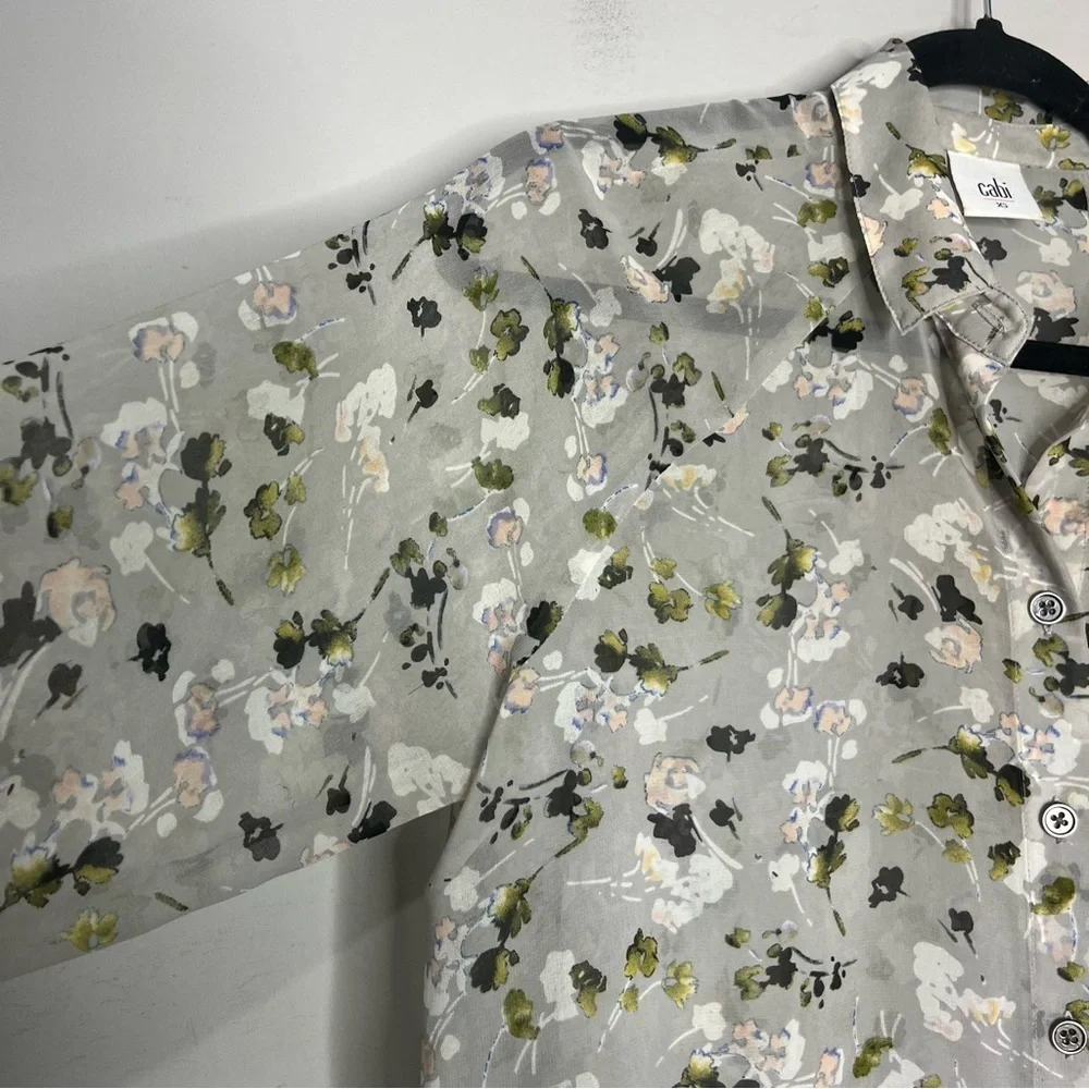 CABI Matinee Sheer 3/4 Sleeve Blouse Floral Gray #5204, size XS - Picture 6 of 12